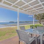 Beached Inn 93 Foreshore Drive Spacious Beach Front House - Tourism Caloundra 0