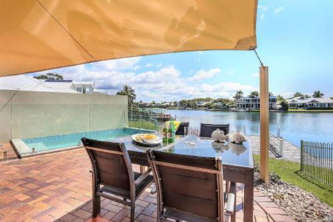 Gone Fishin Noosa Waters - Tourism Caloundra 7