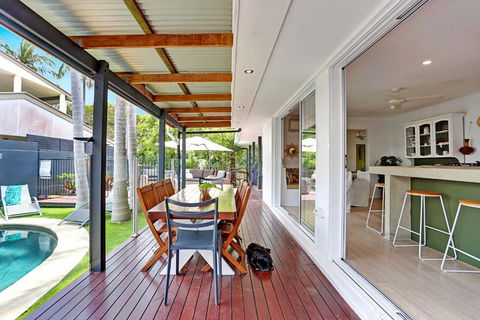 Birdsong - Tourism Caloundra 5