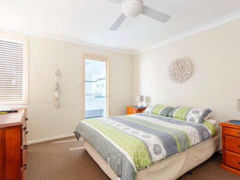 Aquarius Apartment 4 - Tourism Caloundra 4