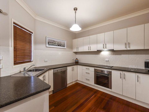 Rhijac At Iluka - Tourism Caloundra 1