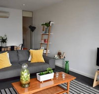 Stylish 1 Bedroom Apartment by Melbourne Park in Richmond