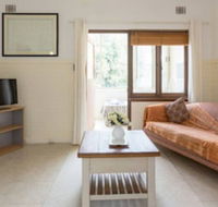 B6 Cafes  Restaurants close to UWA - Tourism Caloundra