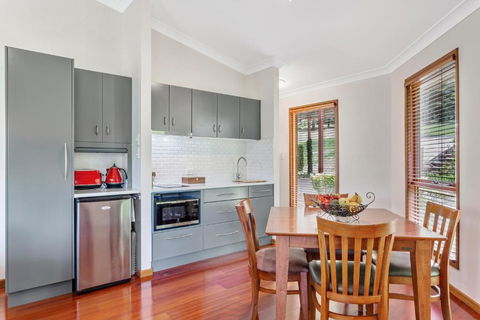 Ravensbourne Escape Tree Tops - Tourism Caloundra 4