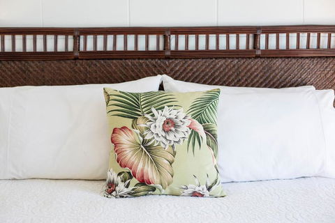 The Bay House Whitsundays - Tourism Caloundra 1
