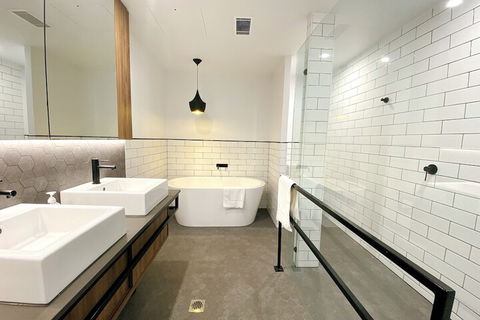 Ascot Apartments - Tourism Caloundra 2