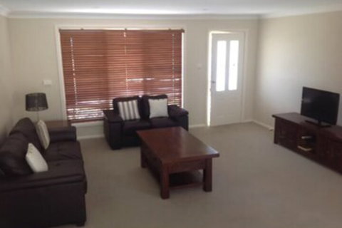 Breakaway Apartments - Tourism Caloundra 3