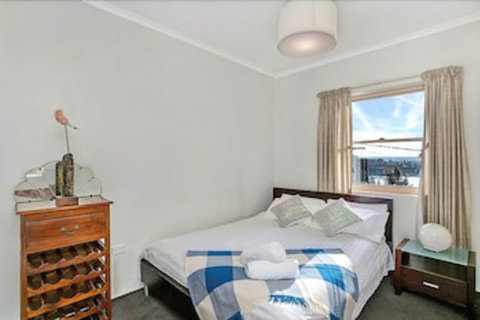 The Apartment Service CLIFT - Tourism Caloundra 5