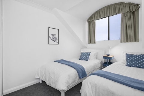 HOLT1 Crows Nest Holtermann Street - Tourism Caloundra 2