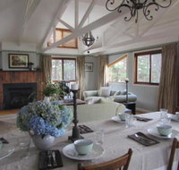 The Loch an idyllic country escape - Tourism Caloundra