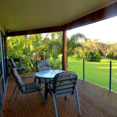 The Wave Oasis SC B & B - Tourism Caloundra 4