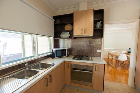 Murray House - Tourism Caloundra 4