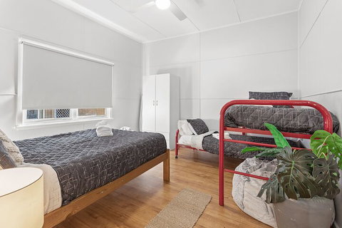 Victoria Parade 29B - Tourism Caloundra 7