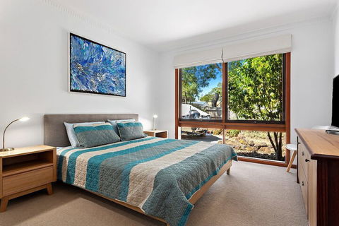 1 Gordon - Kenros Beach House - Tourism Caloundra 7