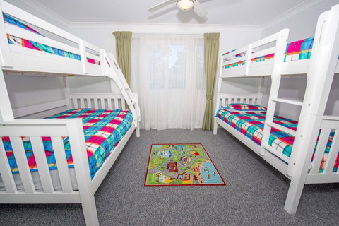 Ajax Avenue 2 / 35 Nelson Bay - Tourism Caloundra 5