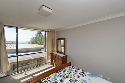 The Crest Unit 5 / 6 8 Tomaree Road - Tourism Caloundra 6