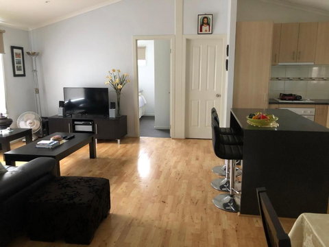 Modern Home Tarwin Lower - Tourism Caloundra 1