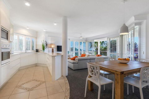 Sun Sand & Surf Sunrise Beach - Tourism Caloundra 6
