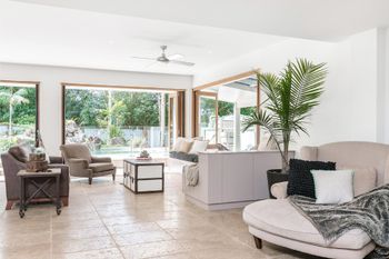 Augustine - Tourism Caloundra 4