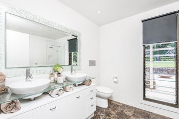 Augustine - Tourism Caloundra 6