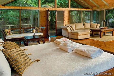 Tree Houses Of Montville - Tourism Caloundra 2
