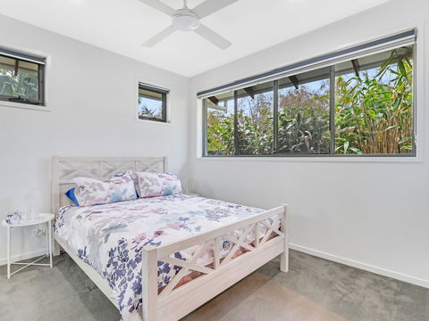 Adelong - Tourism Caloundra 3