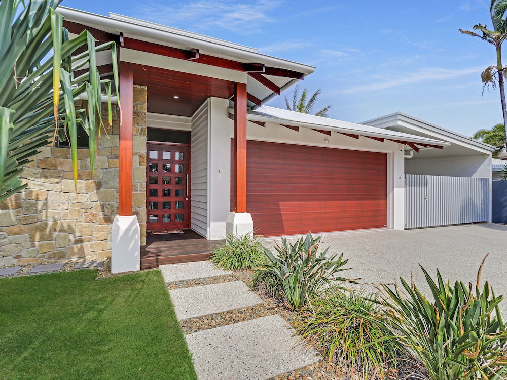 Parrearra QLD Tourism Caloundra
