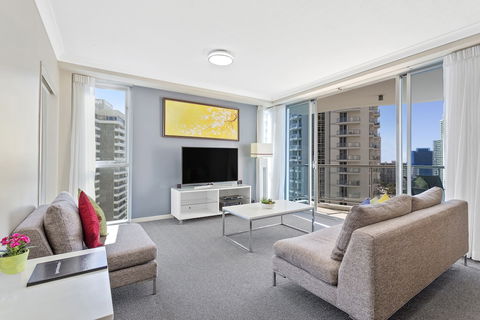 Ocean & Riverview At Chevron Renaissance - Tourism Caloundra 5