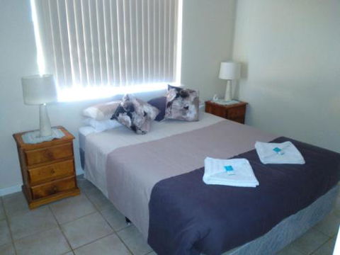 Ocean Beach Chalet 15 - Tourism Caloundra 1