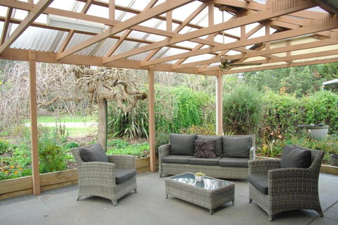 Getawaytoaljon - Tourism Caloundra 3