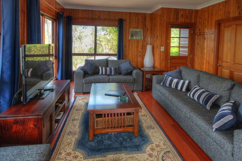 Glendell Cottage - Tourism Caloundra 6