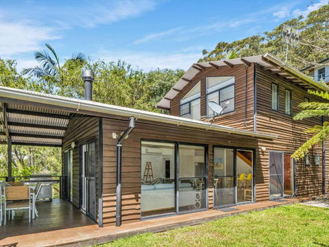 Avoca Beach Living 84 Avoca Drive Avoca Beach - Tourism Caloundra 2