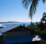 LaMaison de Shines 13 Dulconghi Street - Tourism Caloundra