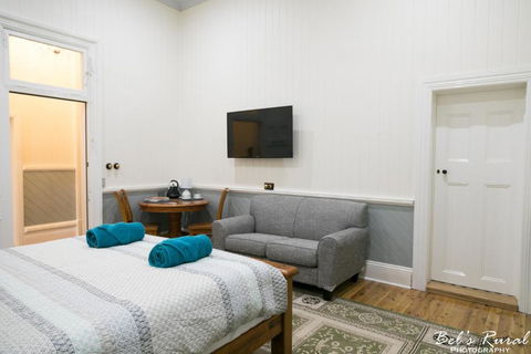 The Convent Boutique Accommodation & Cafe - Tourism Caloundra 6