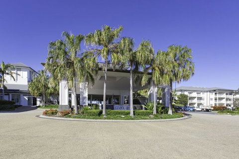 Resort On The Beach 1219 / 20 - Tourism Caloundra 0