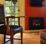 Circa Red London Daylesford - Tourism Caloundra