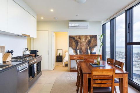 ON TOP Of THE WORLD BEST VIEWS In MELBOURNE !! - Tourism Caloundra 2