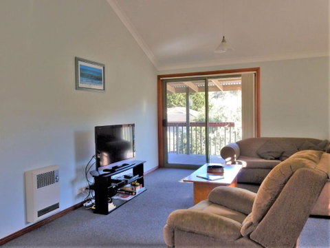 Ocean 1 / 38 Oceans Apartment - Tourism Caloundra 5