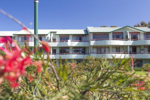Fathoms 6 Mollymook - Tourism Caloundra 1