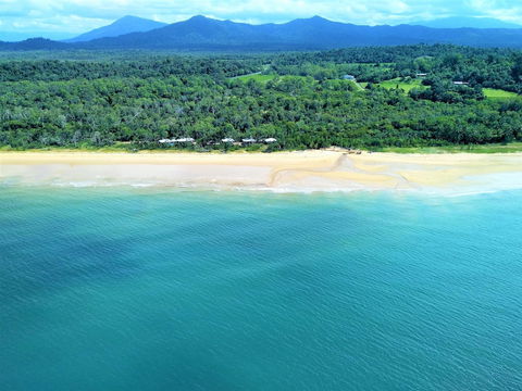 The Bungalows - Tourism Caloundra 2