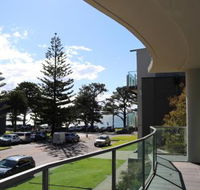 130 at the Waves - Tourism Caloundra