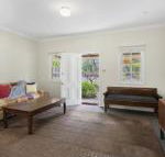 THE TEACHERS COTTAGE - Tourism Caloundra