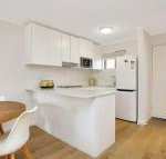 Hawks Nest Accommodation - Tourism Caloundra