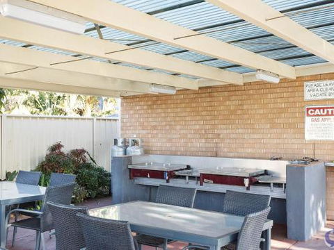 Apollo Unit 23 - Tourism Caloundra 1