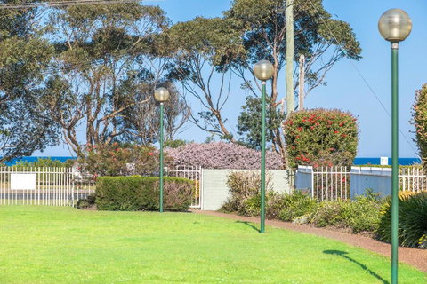 Ocean Breeze Fathoms 3 - Tourism Caloundra 2