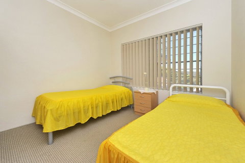 Adriana 6 / 83 85 Ronald Avenue - Tourism Caloundra 2