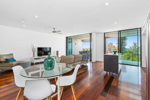 Ocean Views At Nor Nor East 201 - Tourism Caloundra 2