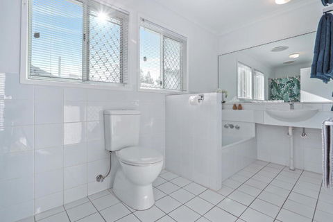 Expansive Ocean Views Sunrise Beach - Tourism Caloundra 4