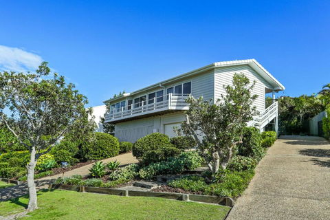 Expansive Ocean Views Sunrise Beach - Tourism Caloundra 3