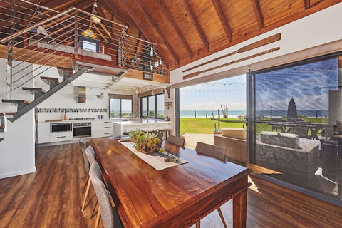 A PERFECT STAY - Belongil On The Beach - Tourism Caloundra 4